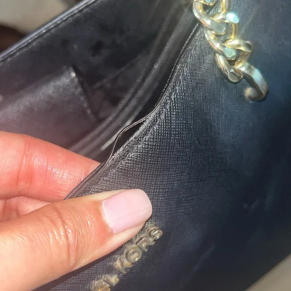 Large Black Michael Kors Susannah Saffiano Leather Tote Bag Gold Chain Straps - Picture 10 of 12